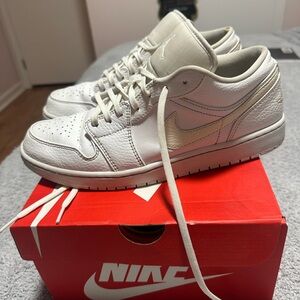 Nike Men's Jordan Lows White and Tan